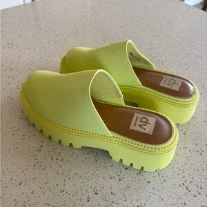 Dolce Vita Lexy Citron Platform Clogs | Neon Lime Lug Sole Mules 💚🍋